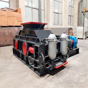 800x600中型對輥破碎機-對輥式破碎機發往廣西