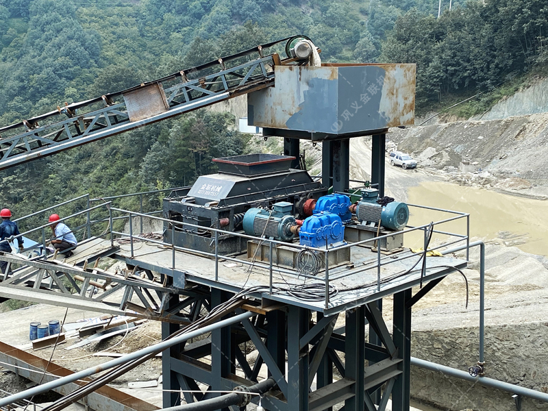 什么是對輥制砂機？工作原理、優勢及應用領域介紹