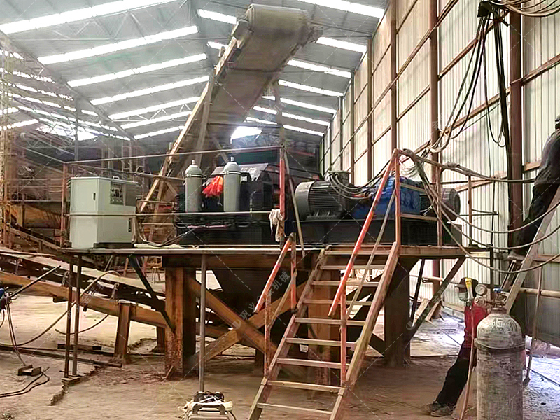 從結構原理方面闡述液壓對輥制砂機的3個優勢特點 從結構原理方面闡述液壓對輥制砂機的3個優勢特點