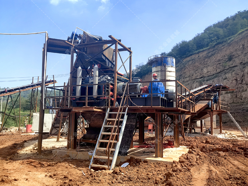 1510型液壓對(duì)輥破碎機(jī)