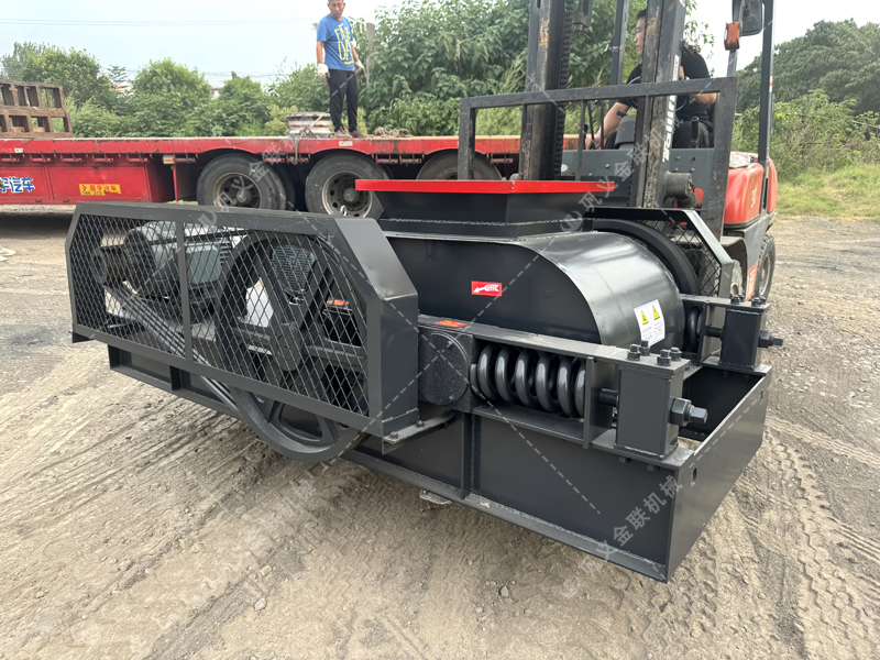 雙齒輥破碎機的獨特輥齒結構，如何同時優化破碎效果與能耗？